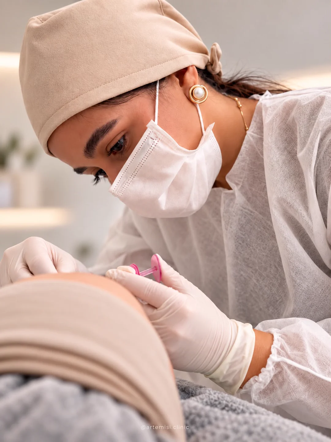 Atendimento facial realizado na Artemisi